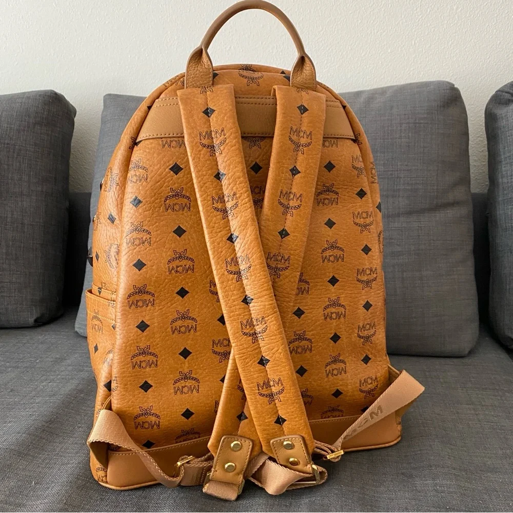 MCM large studded backpack classic style - Picture 4 of 11